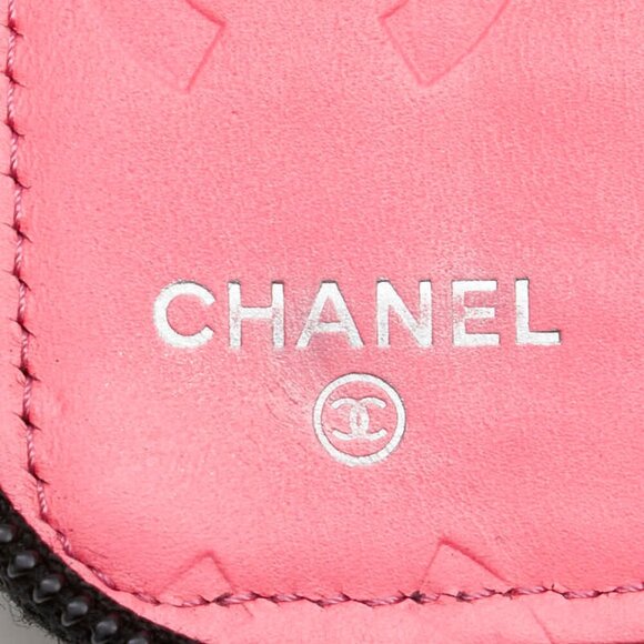 CHANEL Black Lambskin Leather Logo Wallet - Picture 13 of 16